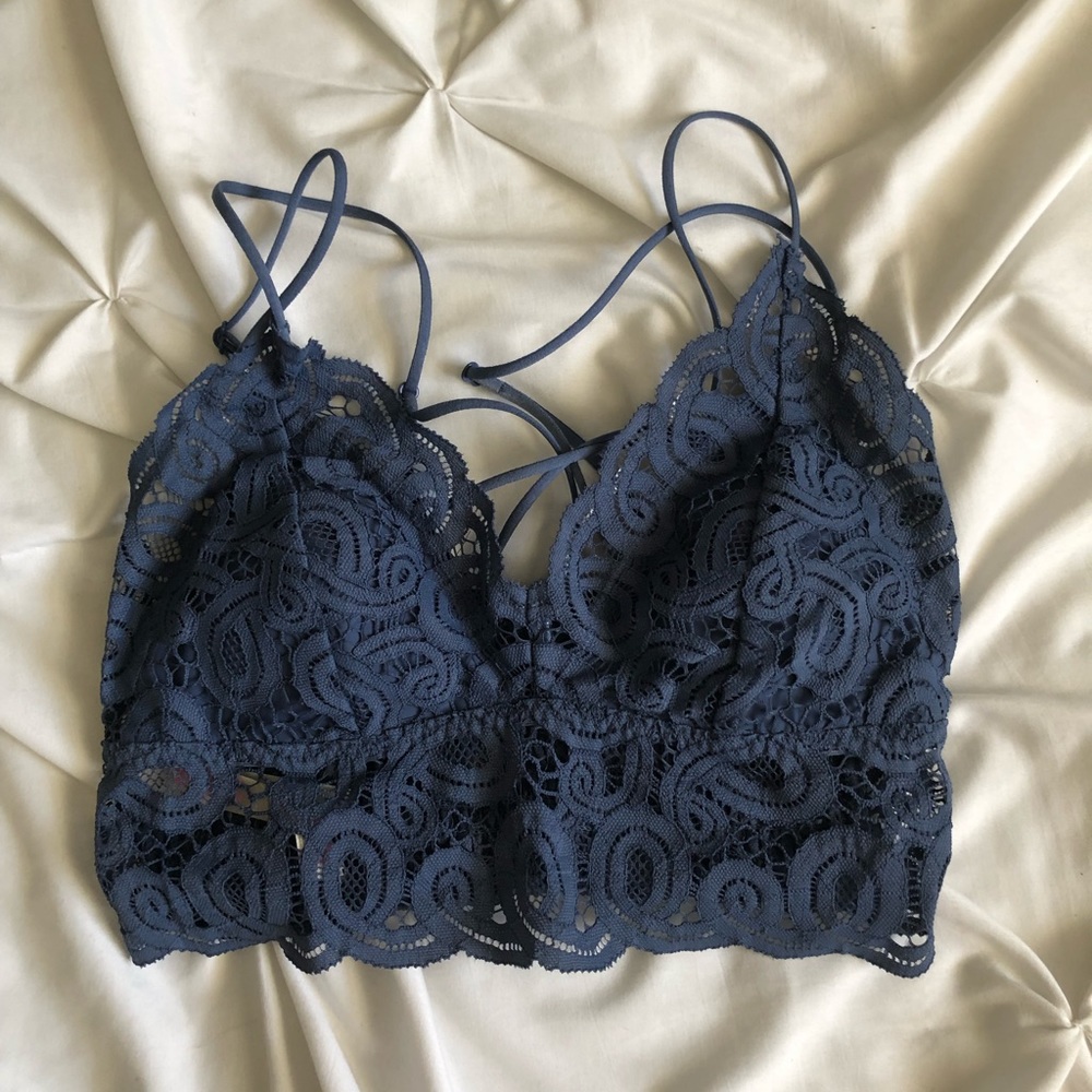 Victoria’s secret PINK blue strappy lace bralette